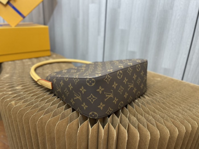 Handbag Louis Vuitton M51146 size 25x21x10 CM