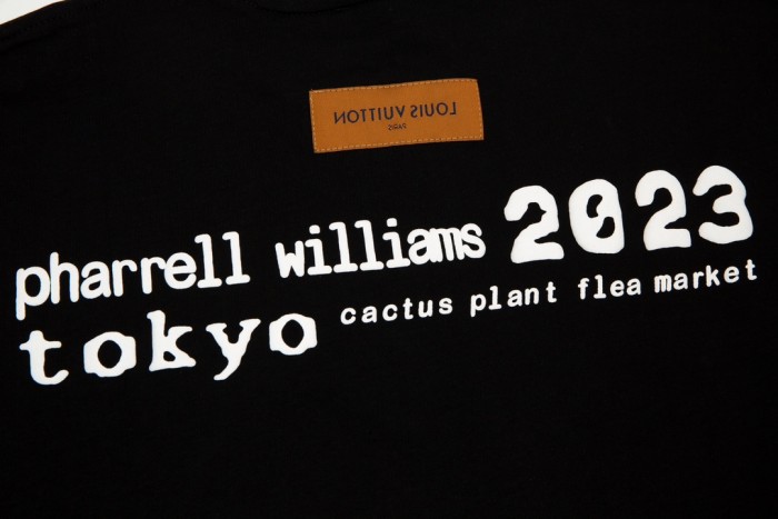 Clothes Louis Vuitton 270