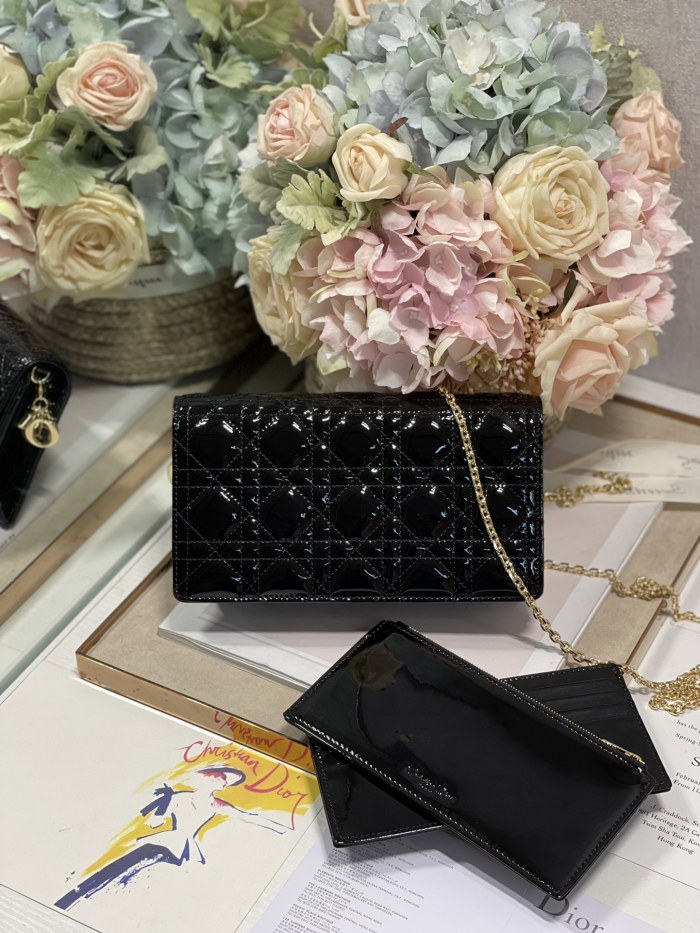 Handbag Dior 77035 size 21.5 x 11.5 x 3 cm