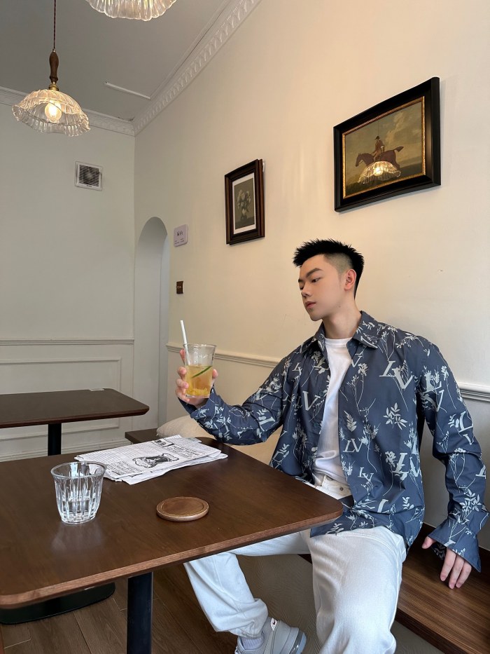 Clothes Louis Vuitton 370