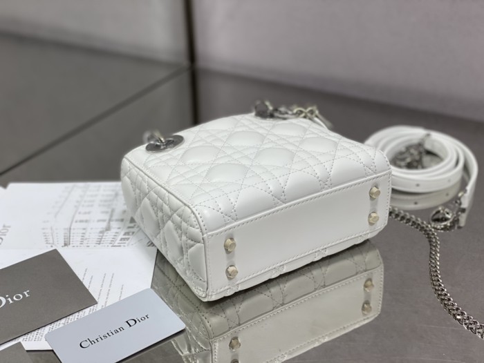 Handbag Dior size 17 cm