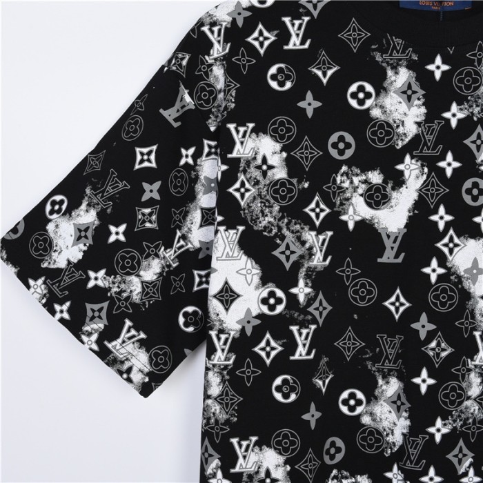 Clothes Louis Vuitton 258