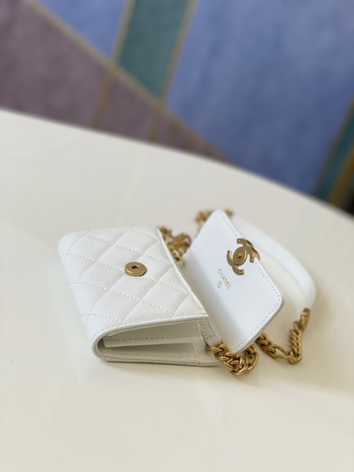 Handbag Chanel 81156 size 12 9 2.5 cm