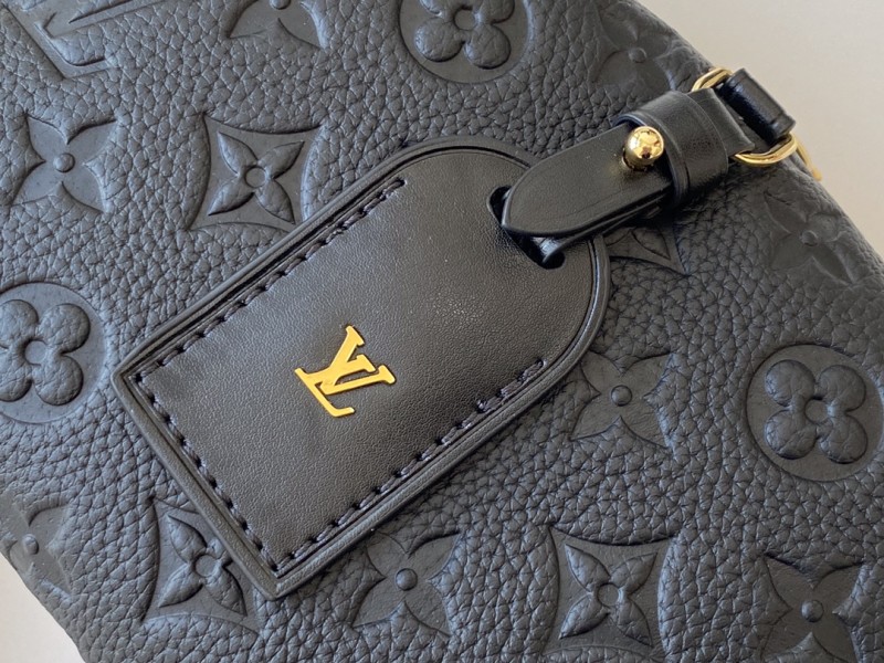 Handbag Louis Vuitton M56319 size 20*14*8 cm