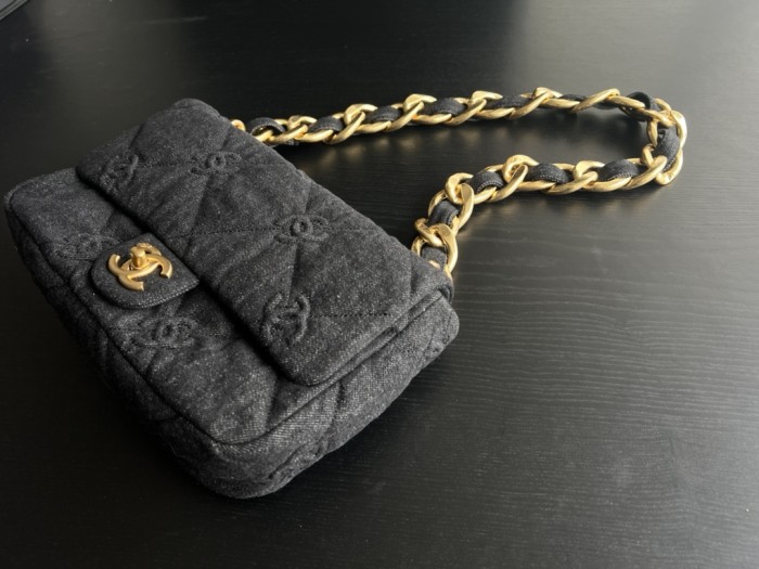 Handbag Chanel 3216 size 23 cm