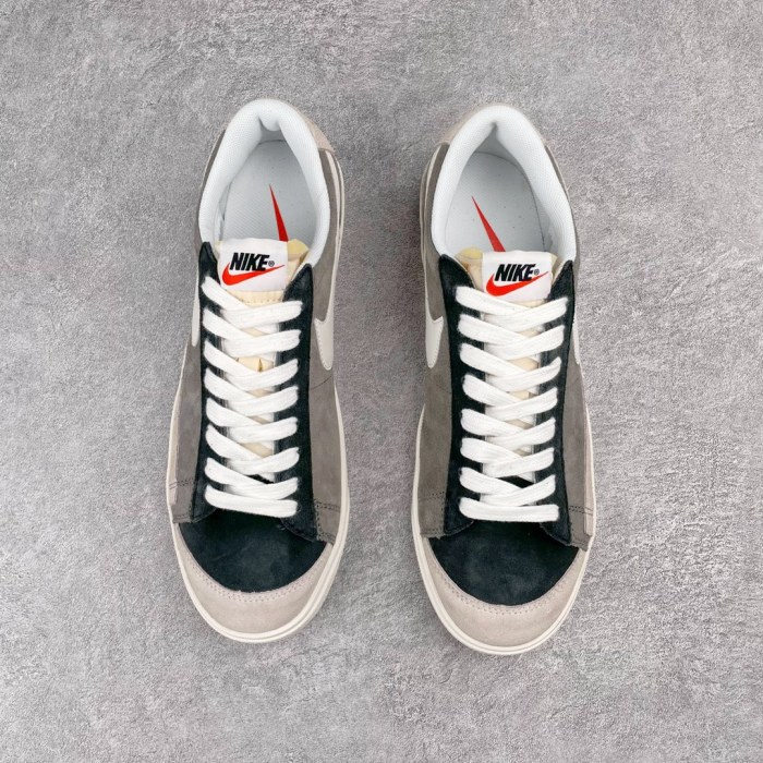 Nike Blazer Low Sneaker 14