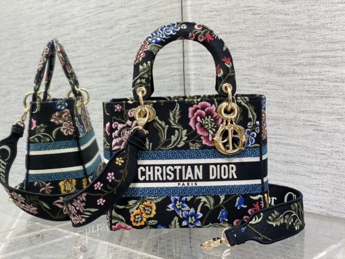 Handbag Dior size 24*11*20 cm