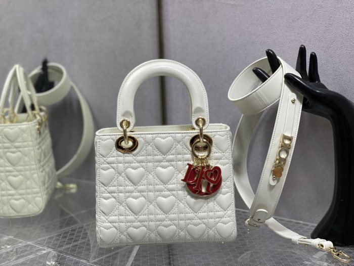 Handbag Dior size 20 cm