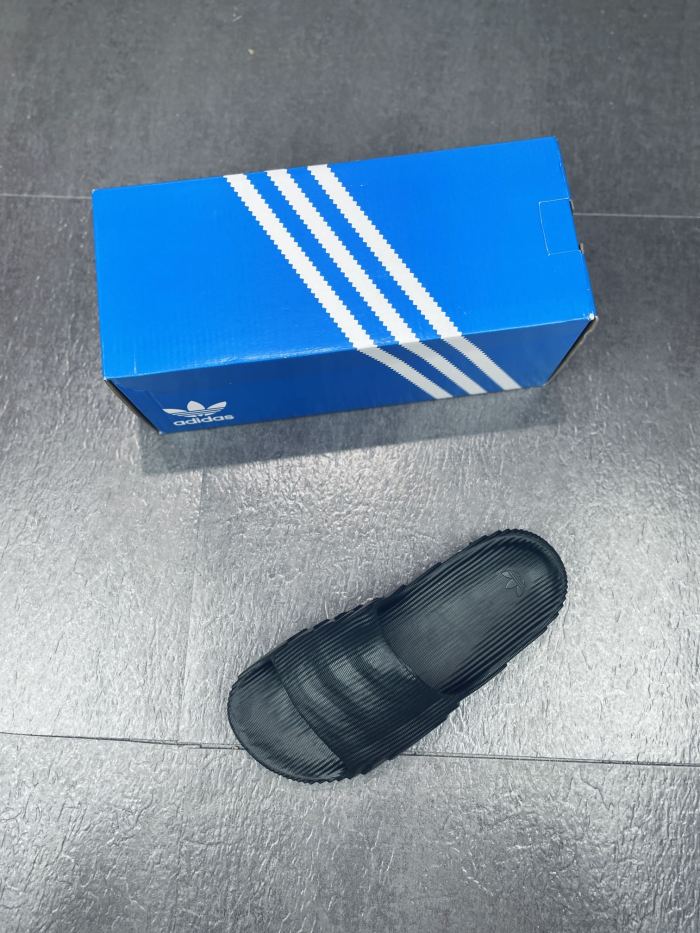 adidas Adilette 22 Slides Black
