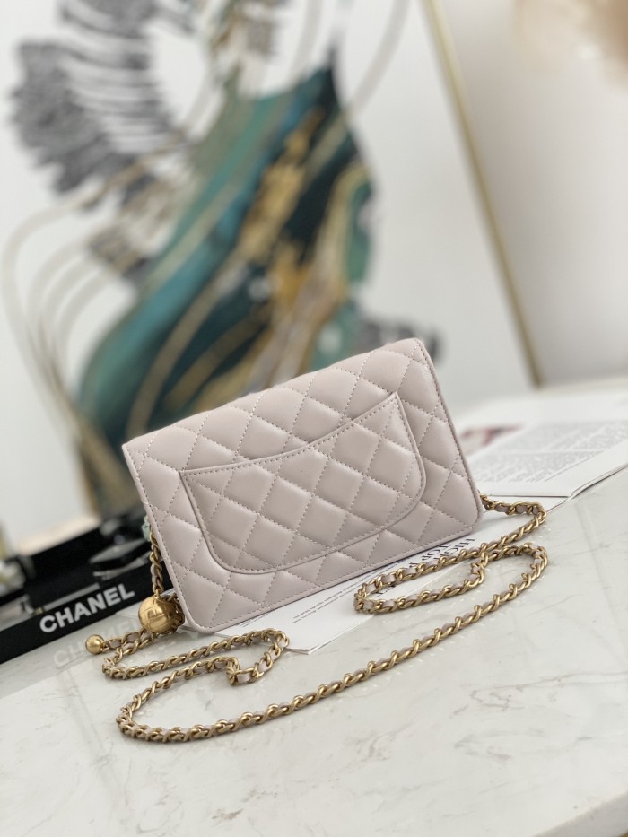 Handbag Chanel 81133 size 19 cm