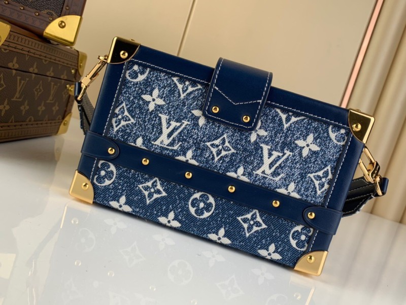 Handbag Louis Vuitton m59717 size 20 x 12.5 x 5 cm