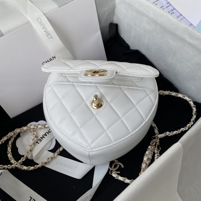 Handbag Chanel AS2927 size 17×15×6 cm