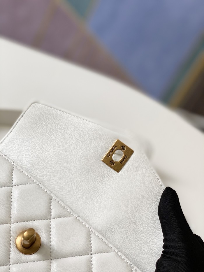 Handbag Chanel 99009 size 18*3.5*12 cm