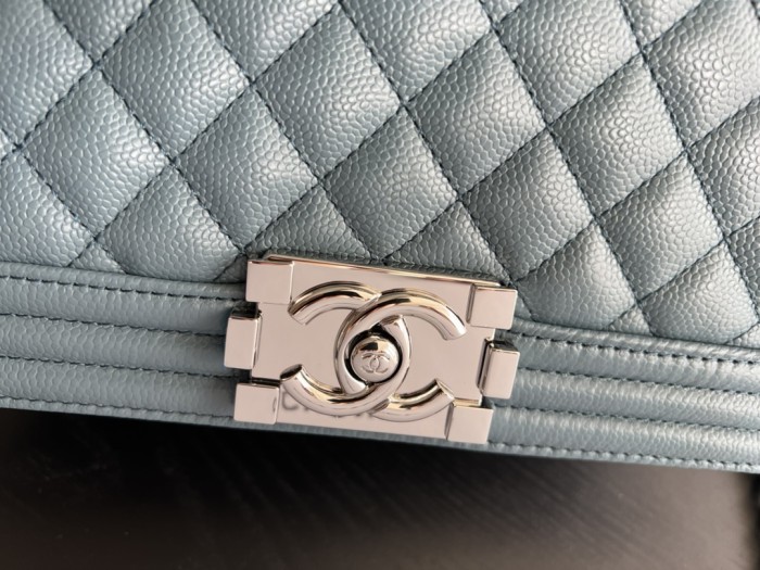 Handbag Chanel size 25 cm