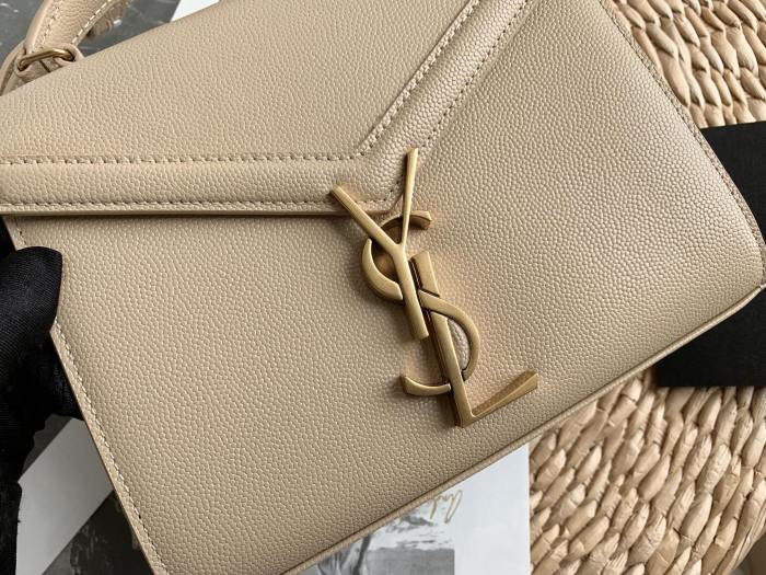 Handbags SAINT LAURENT 602716 size 20x16x7.5 cm