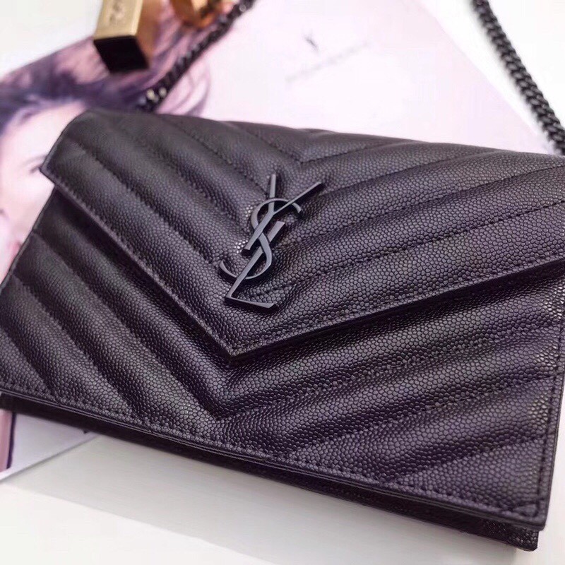 Handbags SAINT LAURENT 393953 size 19*11.5*4 cm