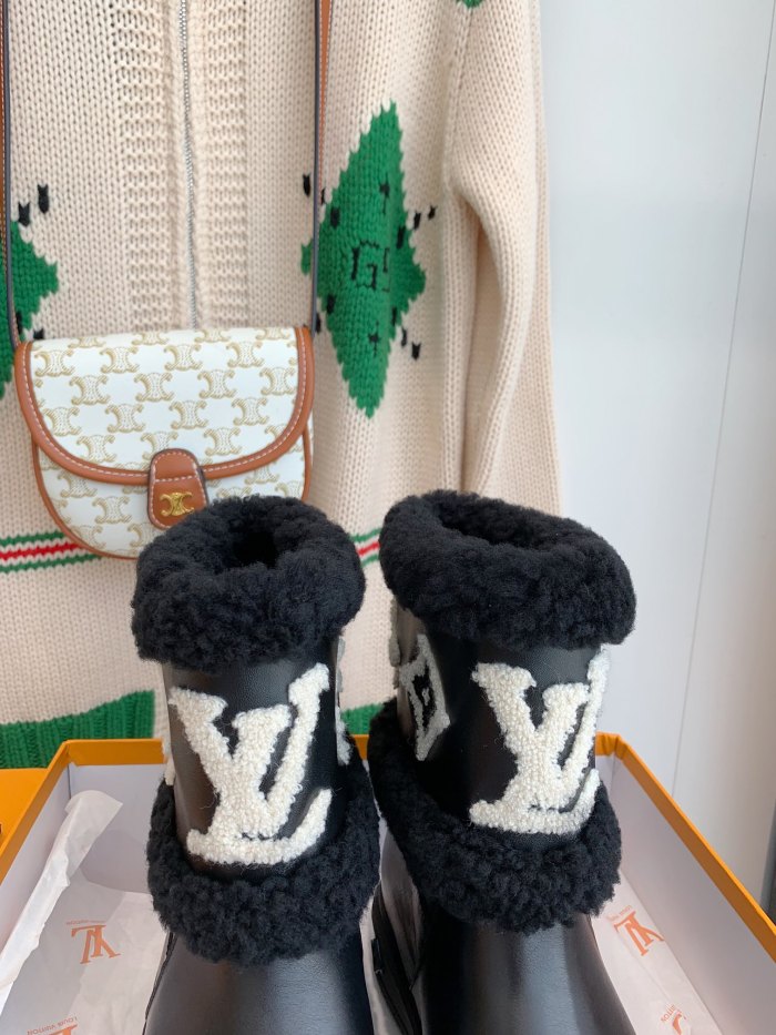 Louis Vuitton SNOWDROP FLAT ANKLE BOOTS WOMEN 13