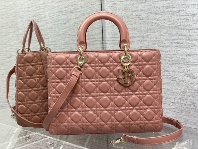 Handbag Dior size 32 cm