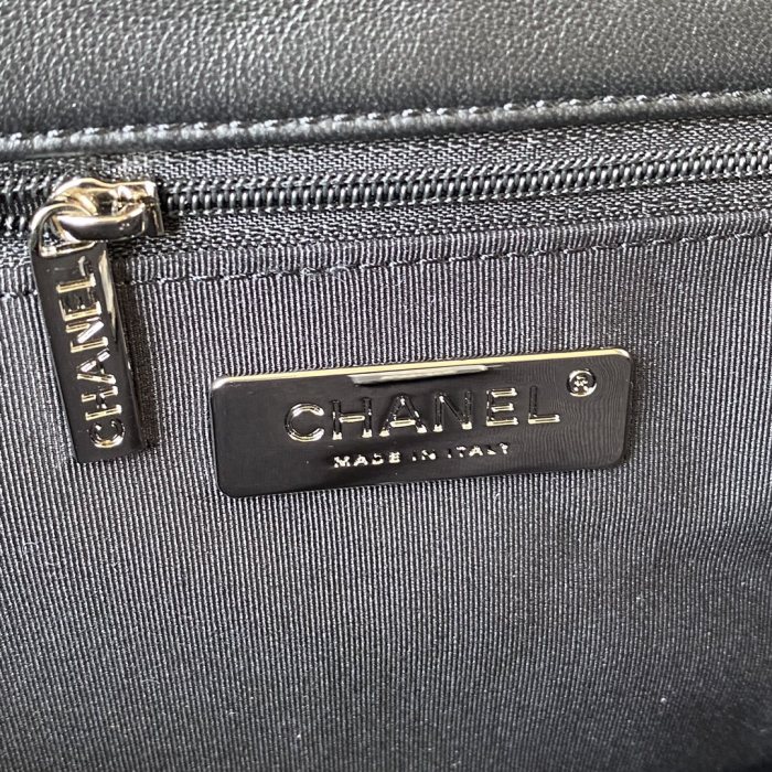 Handbag Chanel size 26/30 cm