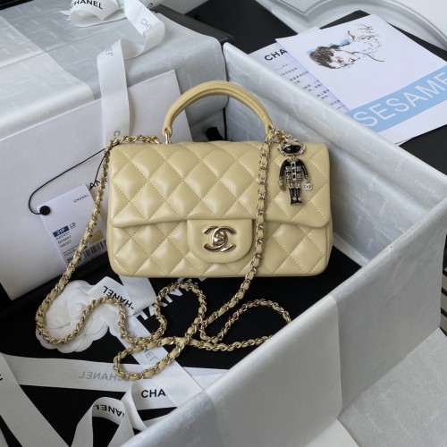 Handbag Chanel AS2431 size 20x12x6 cm
