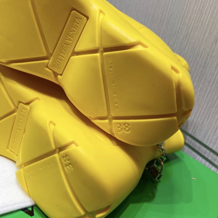 Bottega Veneta Boots 20