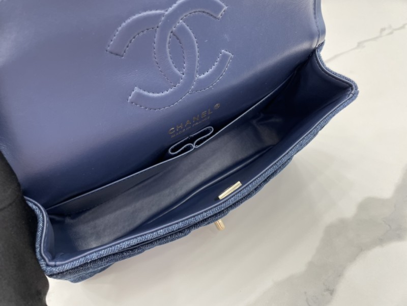 Handbag Chanel size 25 cm