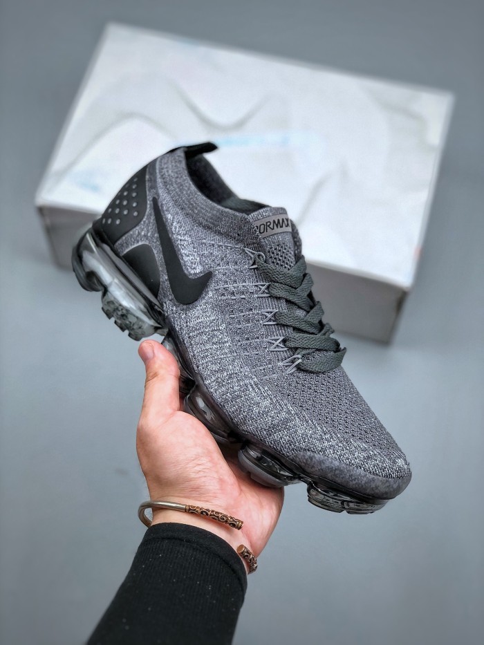 Nike Air VaporMax Flyknit 1.0 Sneaker 22