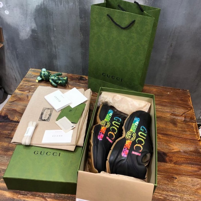 Gucci Rhyton sneaker 25