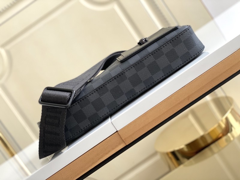 Handbag Louis Vuitton N44339 size 26.0 x 17.0 x 5.0 cm