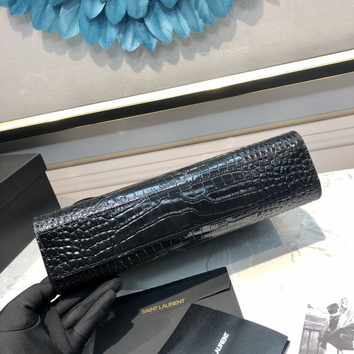 Handbags SAINT LAURENT 579271 size 29x20.5x7 cm