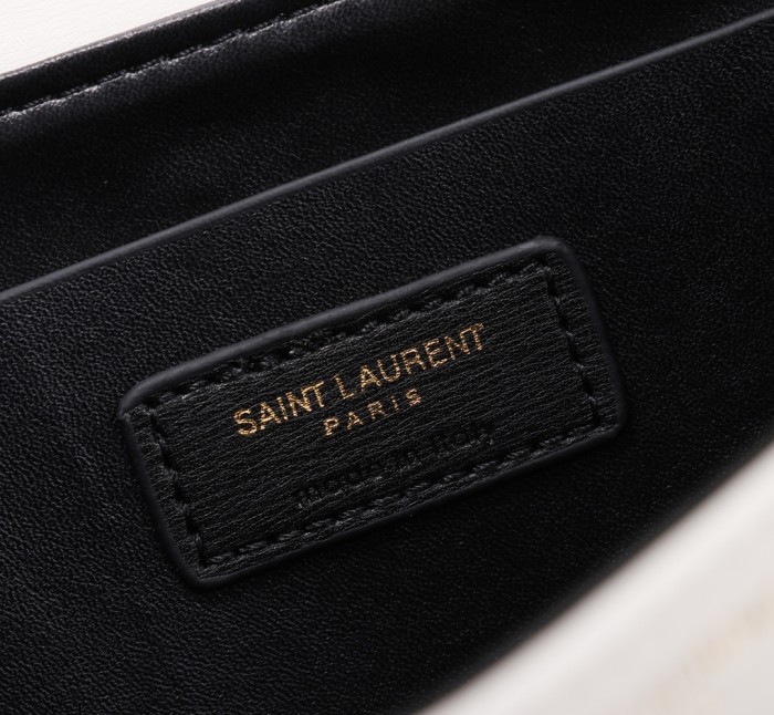 Handbags SAINT LAURENT 634305 size 23x16x6 cm
