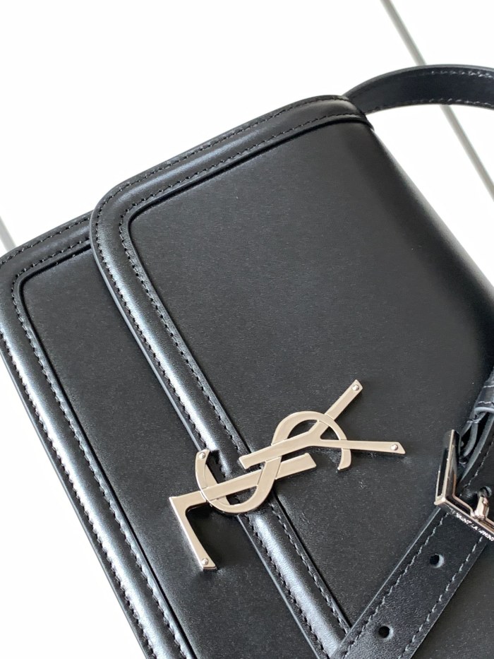 Handbags SAINT LAURENT 634305 size 23x16x6 cm