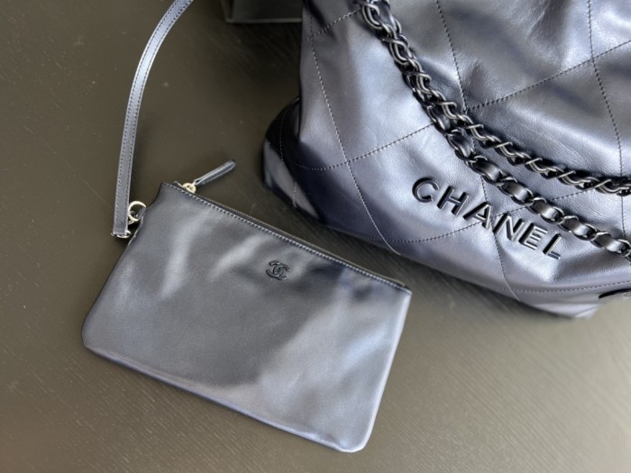 Handbag Chanel size 35cmx37cmx7 cm