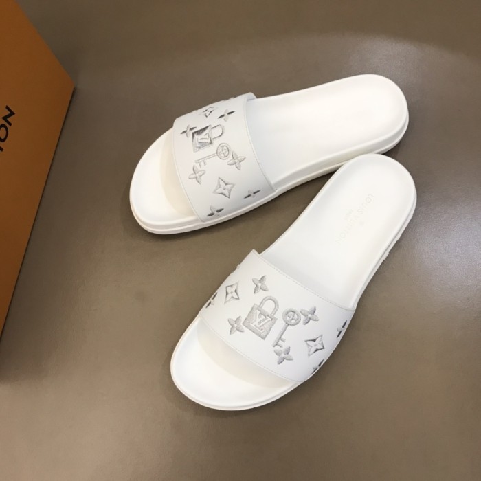 Louis Vuitton Slipper 79