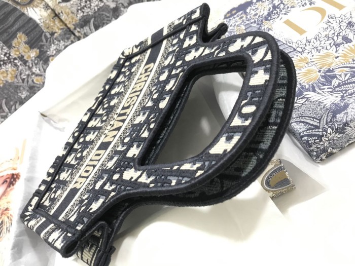 Handbag Dior S5475 size 22.5*24*8 cm