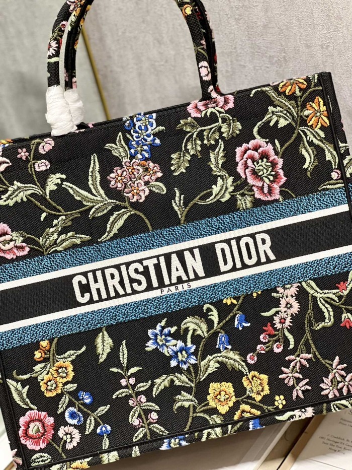 Handbag Dior 1286 size 42×35×18.5 cm
