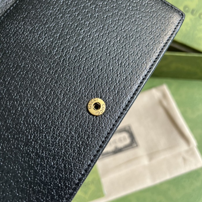 Handbag Gucci 696817 size 19x 11x 5 cm