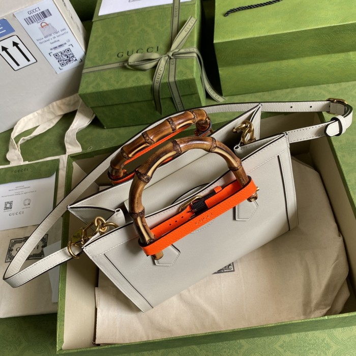 Handbag Gucci 660195 size 27*24*11 cm