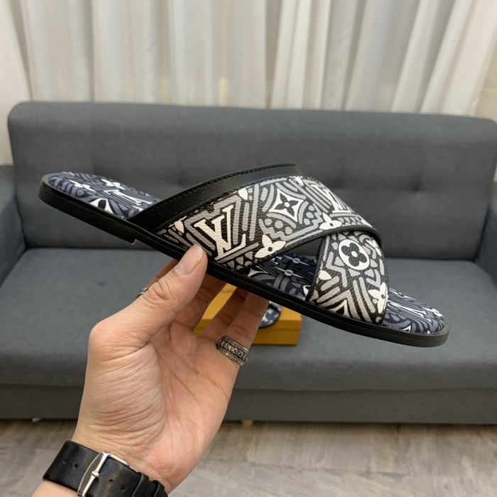 Louis Vuitton Slipper 126