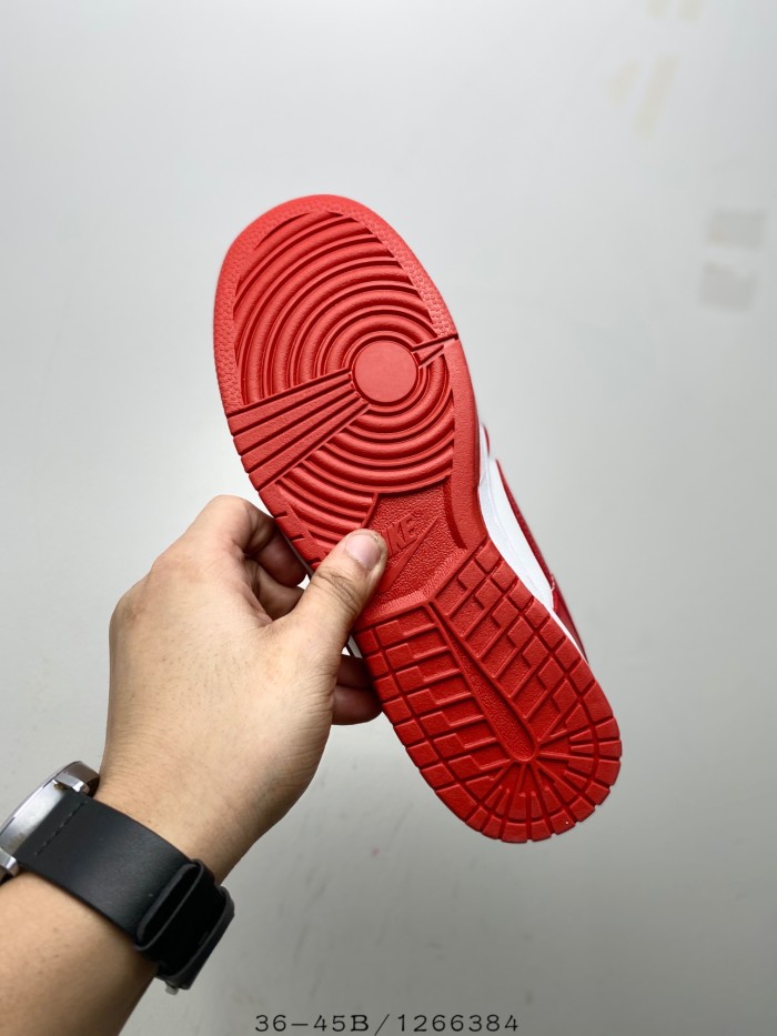 Nike Dunk Low University Red (2020)