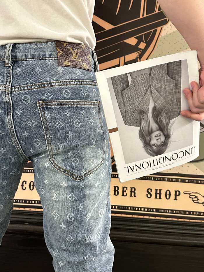 Clothes Louis Vuitton 117