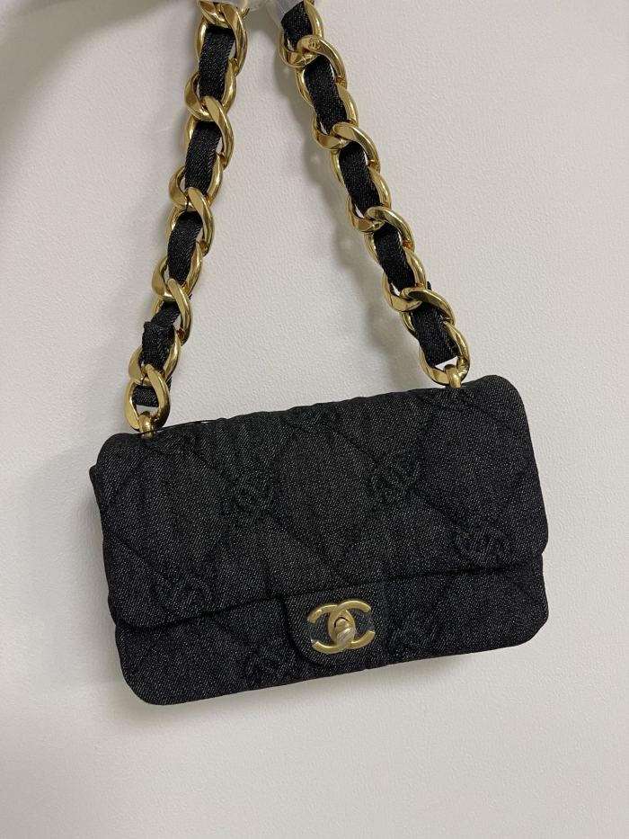 Handbag Chanel size 24×17×7 cm