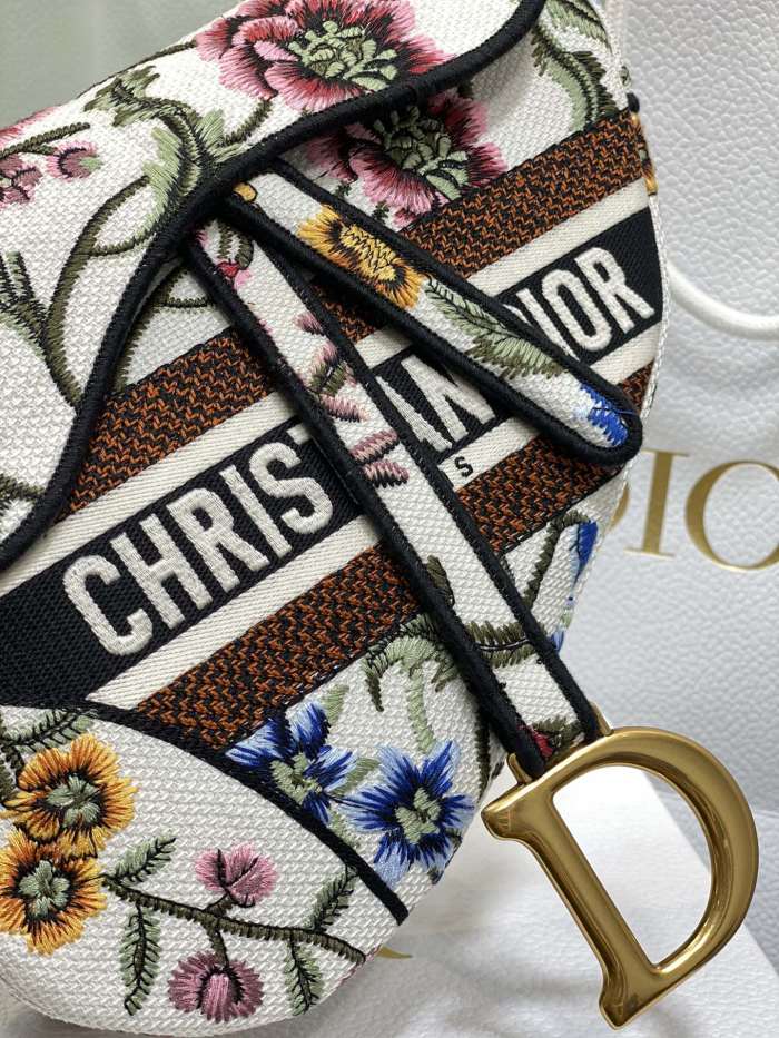 Handbag Dior size 25 cm