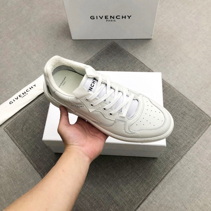 Givenchy Wing Sneakers 3