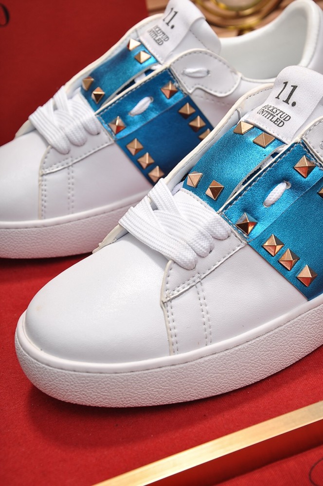 Valentino Garavani Rockstud Untitled calfskin sneaker 16