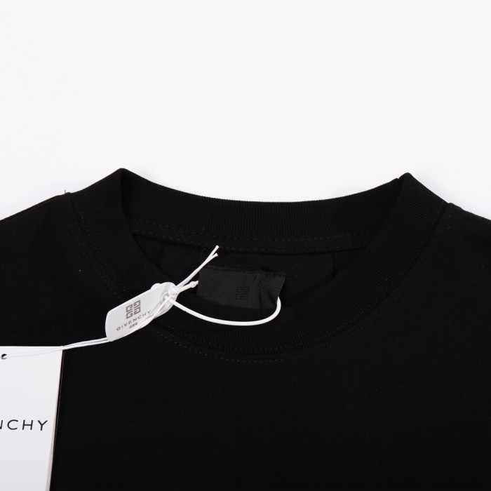 Clothes Givenchy 38