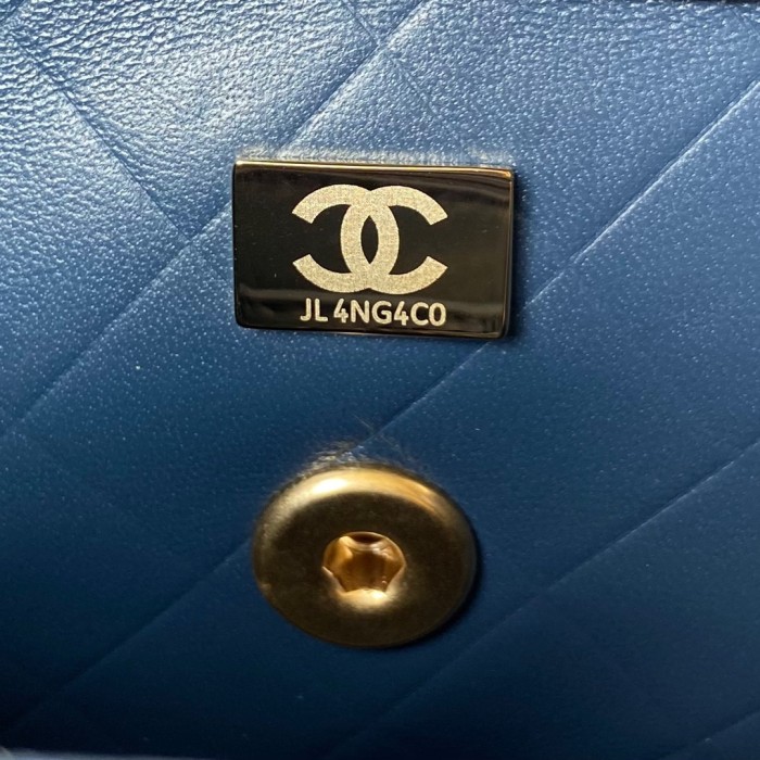 Handbag Chanel AS2715 size 23 cm