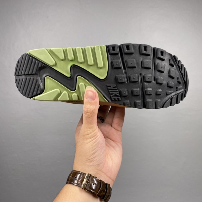 Nike Air Max 90 Lahar Escape