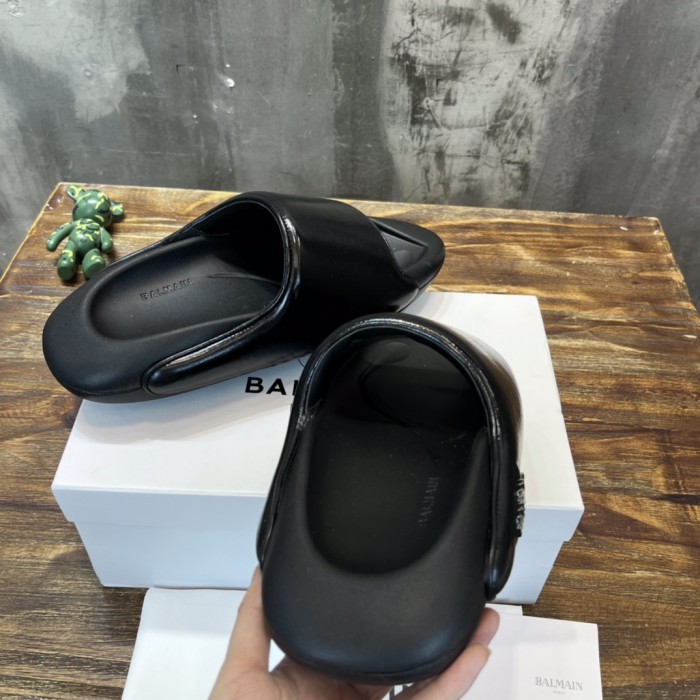 Balmain Quilted leather B-IT mules 11