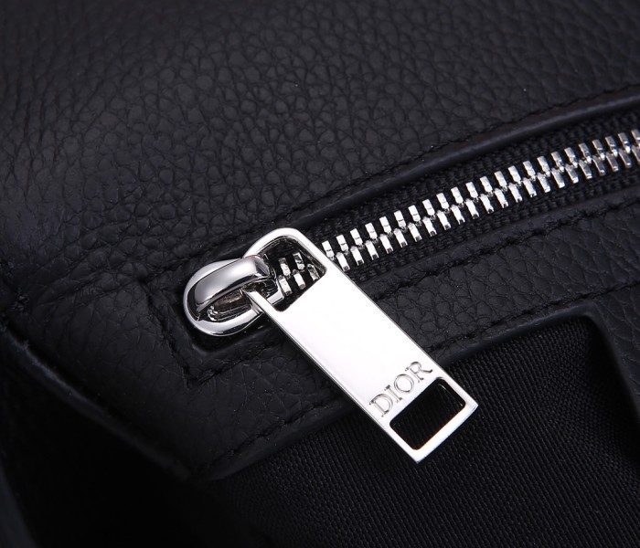 Handbag Dior CD93306 size 16*21*5 cm